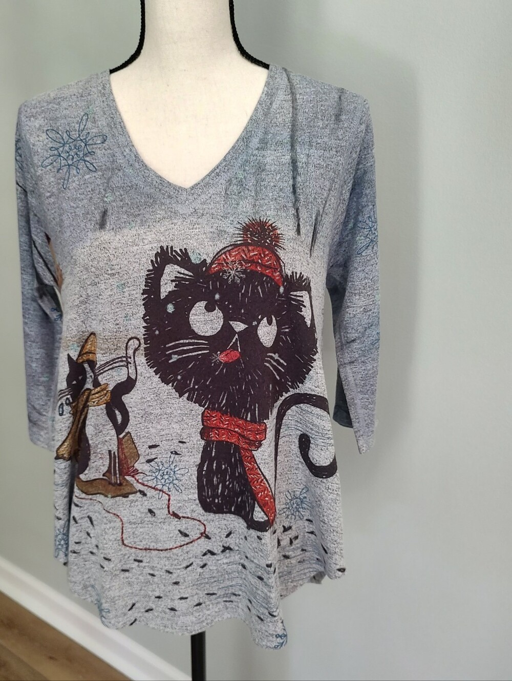 Inoah Mr. Whiskers Snowy Day Cozy Kitten Cat Sweater Women Size XS Lagenlook Art